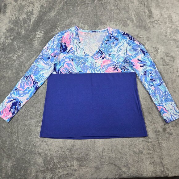 Lilly Pulitzer Top Womens Medium Blue Finn V Neck Shade Seekers Preppy Beachy - Picture 1 of 8